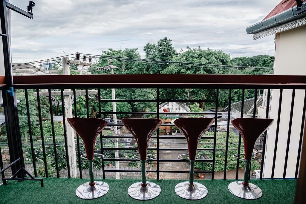 Cassette Hostel Chiang Mai Dış mekan fotoğraf